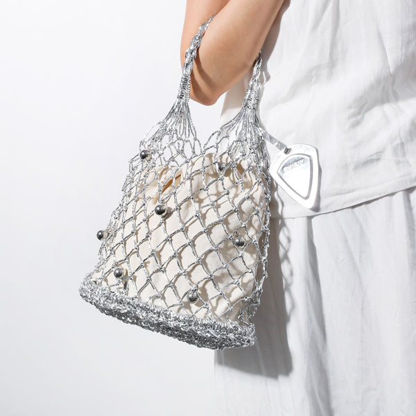 GOLDEN SILVER BEAD WOVEN TOTE BAG IN SILVER