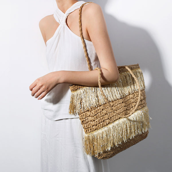 ULTRA-MINIMAL TWISTED STRAW WOVEN BAG